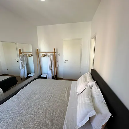 Downtown Apartment *