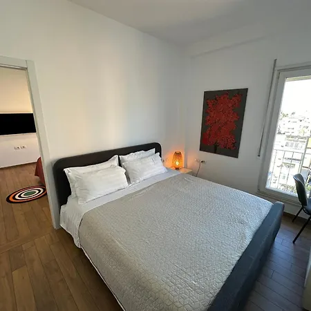 Apartament Downtown Tirana