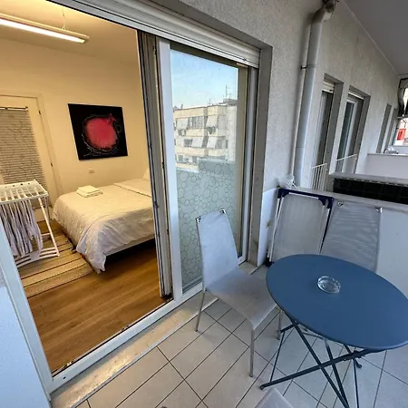 Apartment Downtown *