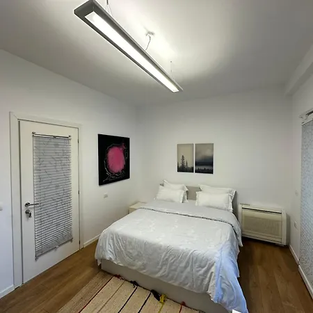Apartamento Downtown Tirana