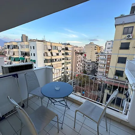 Downtown Apartamento Tirana